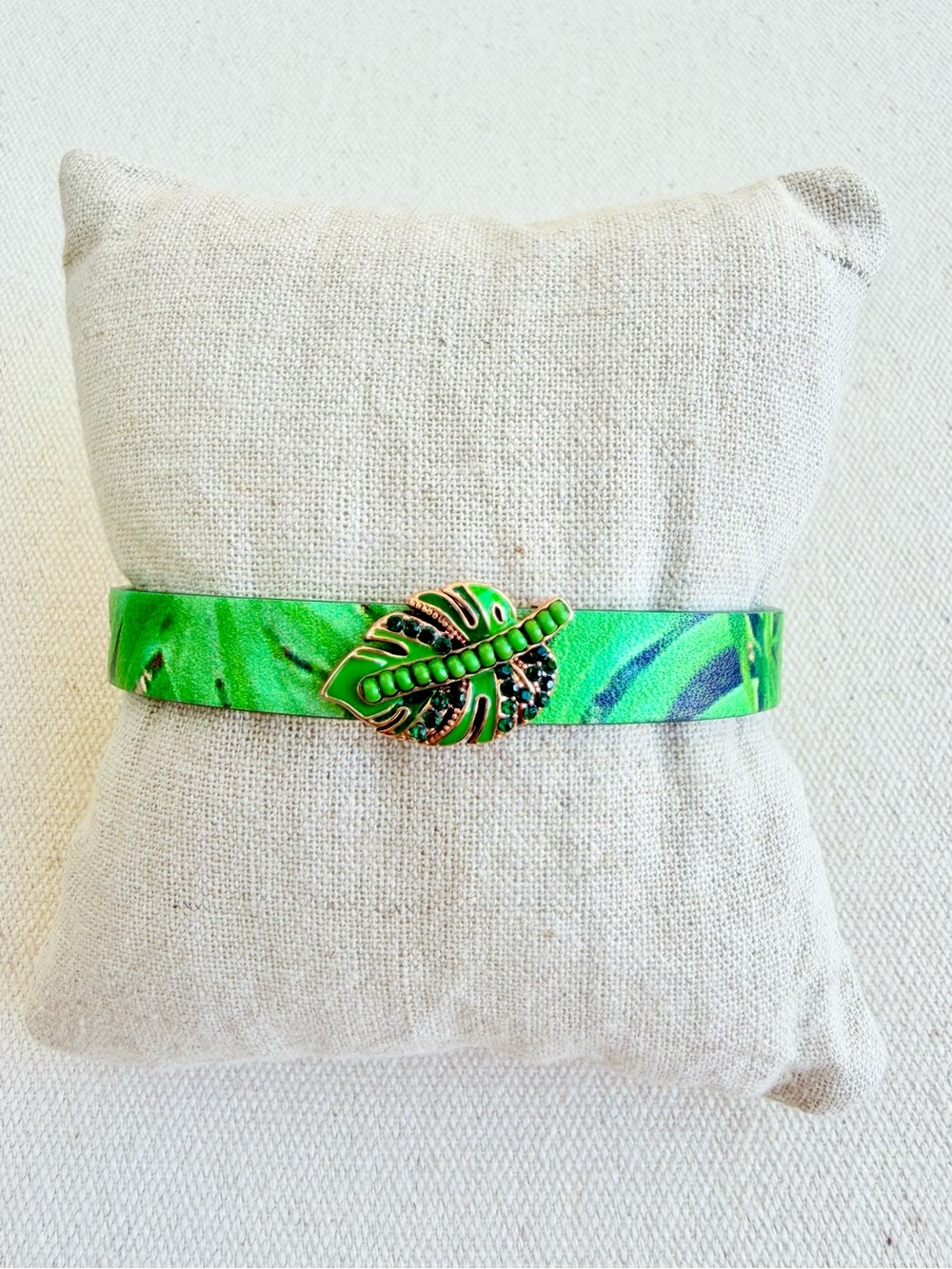 *Green Leaf Bracelet Focal Charm Set* KEEP COLLECTIVE Retired Statement Piece